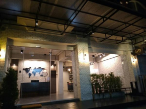  Natee Hostel  Бангкок